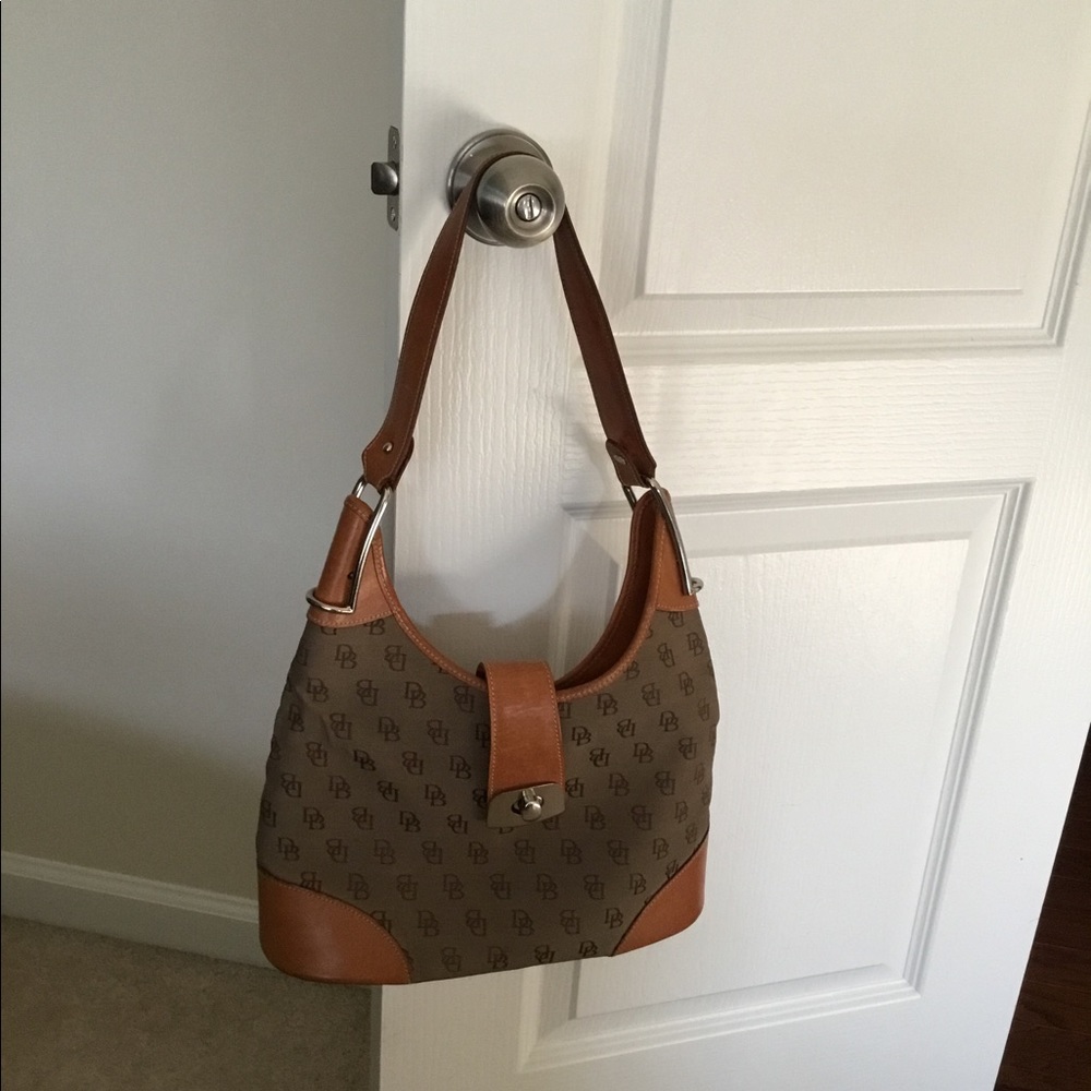Dooney & Bourke Purse